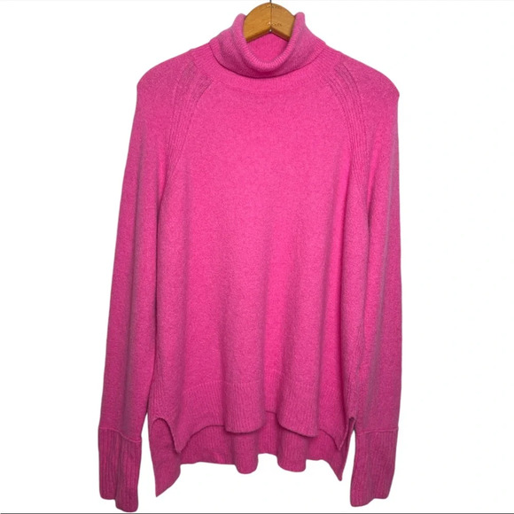 J. CREW hot pink Wool Alpaca Blend Turtleneck Long Sleeve Sweater Size Large - Picture 1 of 4